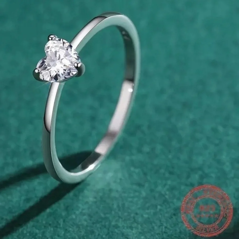 925 Sterling Silver Dainty Heart Cubic Zirconia Sparkling Ring